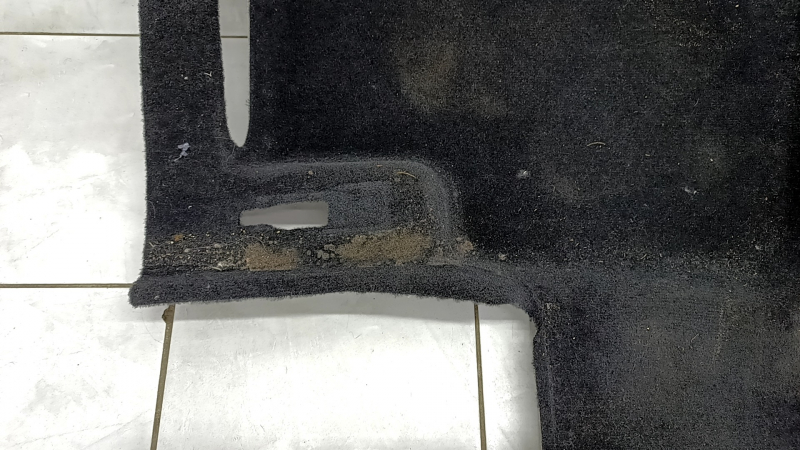 Floor covering VW Atlas 18 - under the rear row, for cleaning