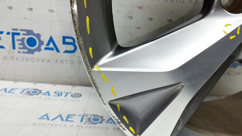 Wheel rim R18 Lexus NX200t NX300h 15-17 curb