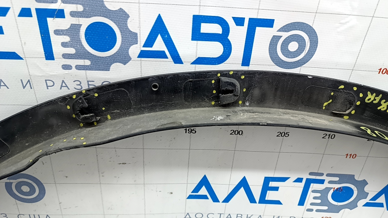 Front right wing arch trim Alfa Romeo Stelvio 18 - broken fasteners, dent, scratches