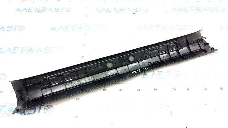 Door sill trim front left Lexus NX200t NX300 NX300h 15-21 black, chrome, scratches, bumps on chrome
