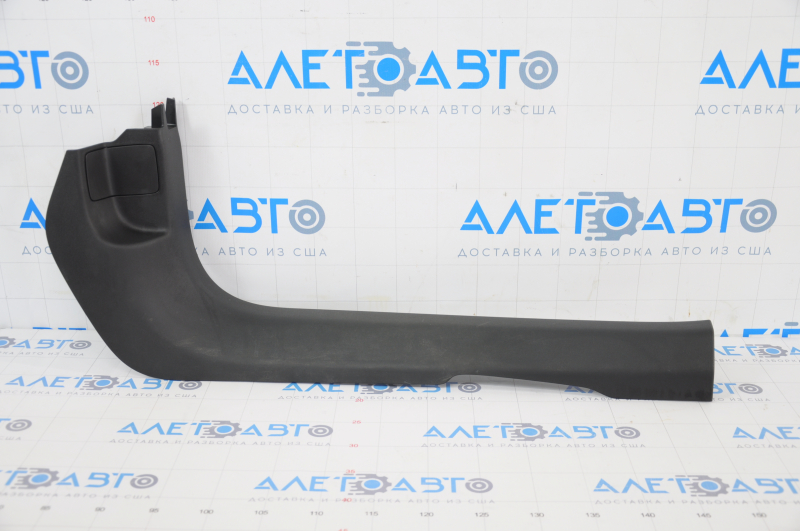 Door sill trim front right inner Polestar 2 21- black minor scratches