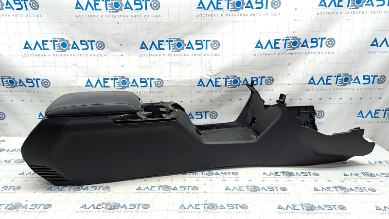 Console center armrest and cup holders Honda Clarity 18-21 usa black, scratches, for cleaning