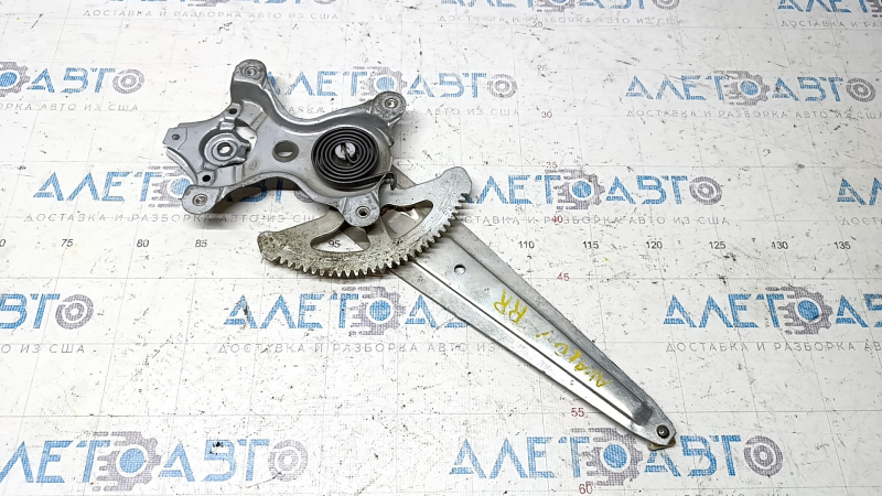 Rear right window lift mechanism Toyota Avalon 05-12