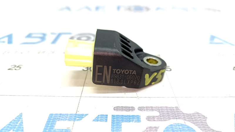Right door airbag sensor for Toyota Camry V55 15-17 USA
