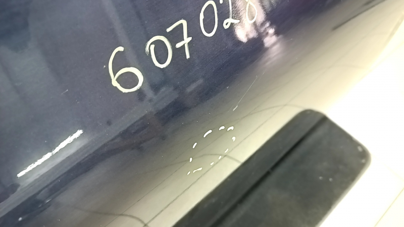 Door bare front right Toyota Camry v55 15-17 usa, blue 8W6, dented, bumps, chip