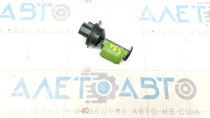 Toyota Camry v55 15-17 usa washer fluid level sensor
