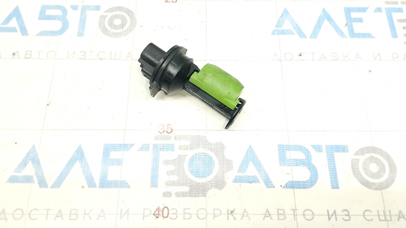 Toyota Camry v55 15-17 usa washer fluid level sensor