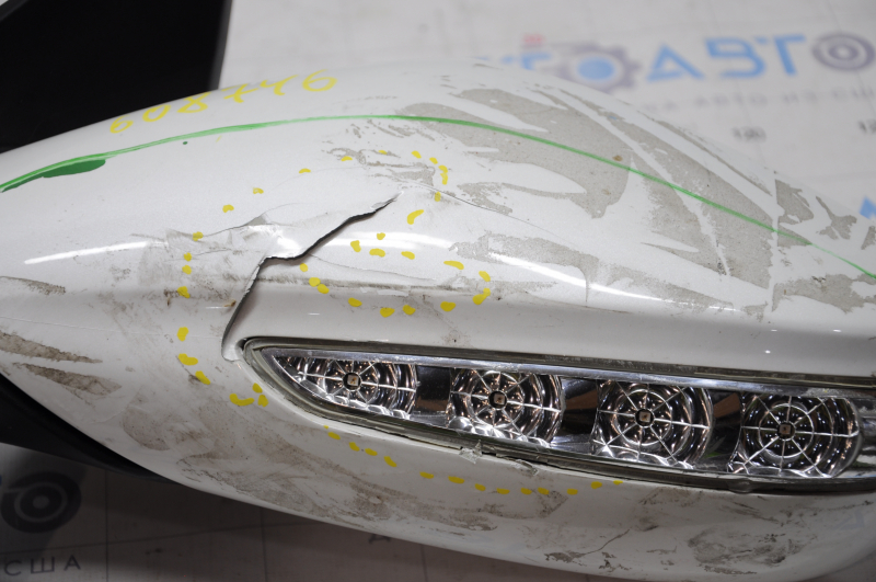 Side mirror left Hyundai Sonata 11-15 7 pins, turn signal, white, broken cover and turn signal