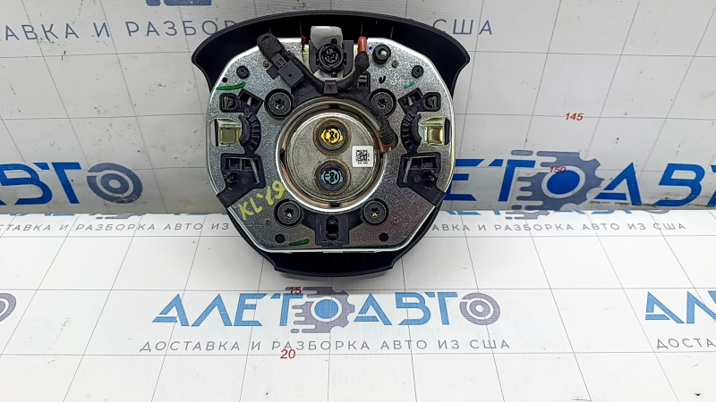 Airbag in steering wheel driver Jeep Cherokee KL 19-21 black, scratch on emblem