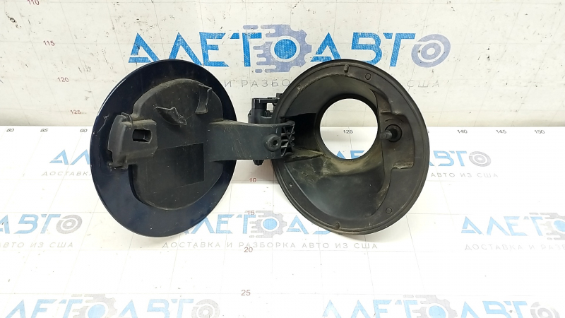 Fuel filler flap assembly with housing Mazda 3 19-21 4d with lock, Japan built