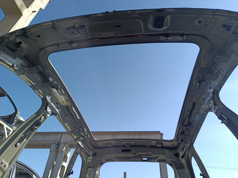 Metal roof Jeep Cherokee KL 19 - for panorama, on the body, butt