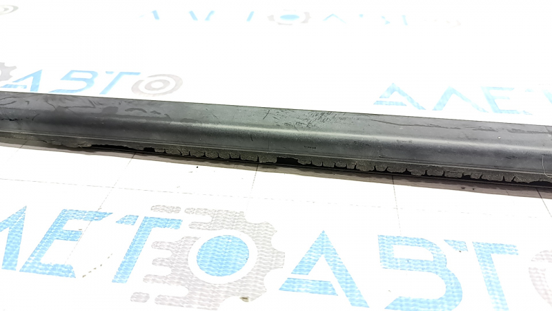 Molding door-glass central front left Honda Civic X FC 16-21 4d mat, broken fastening, cracks
