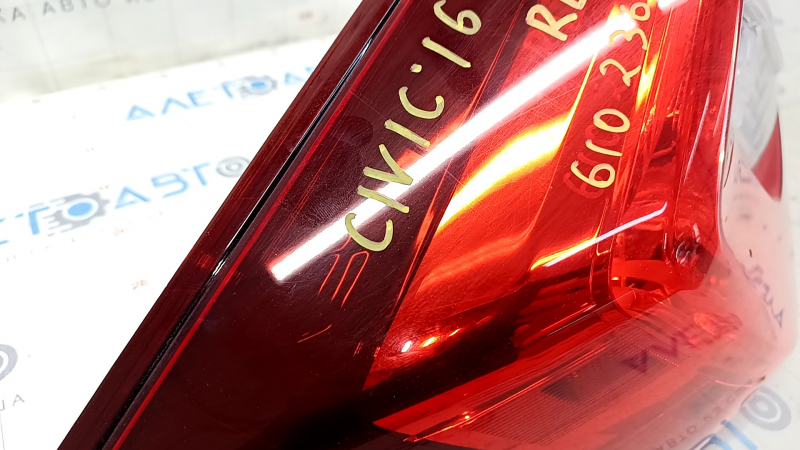 Lamp outer wing left Honda Civic X FC 16- 4d, scratches