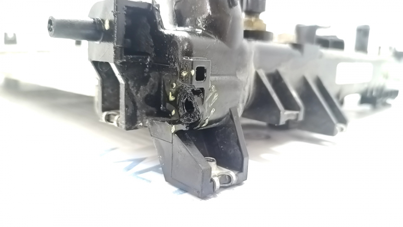 Radiator cooling water Infiniti QX50 19-20 with gearbox cooling, broken fasteners, broken spout