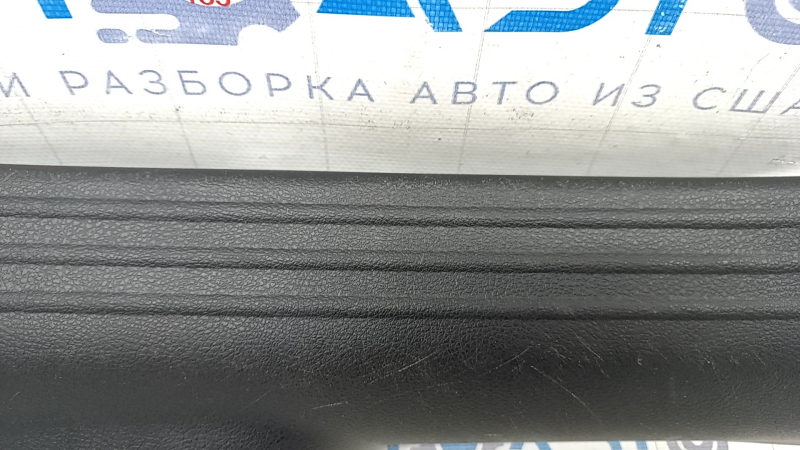 Door sill trim rear left Infiniti QX50 19- black, fragment cut out, scratches