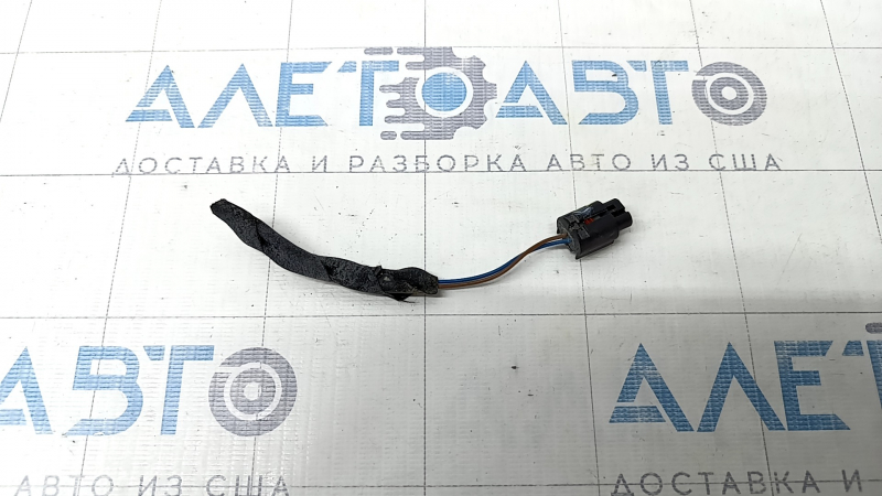 Chip for the sensor of the bonnet lock trim right Mercedes GLC 16-22