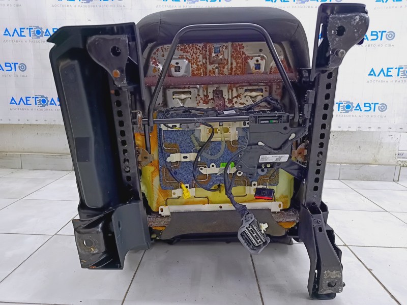 Passenger seat Ford Escape MK3 17- without airbag, mechanical, cloth, black-gray, rusty frame, for dry cleaning