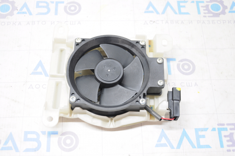 Front right seat back blower fan Lexus GS350 GS460 GS450h 07-11 with bracket