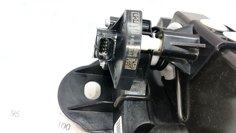 Lincoln MKZ 17-20 hybrid brake pedal