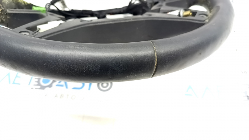 Naked steering wheel Mercedes GLS-class X166 13-16 leather black with heating, for holding in a lane, scratches, dents