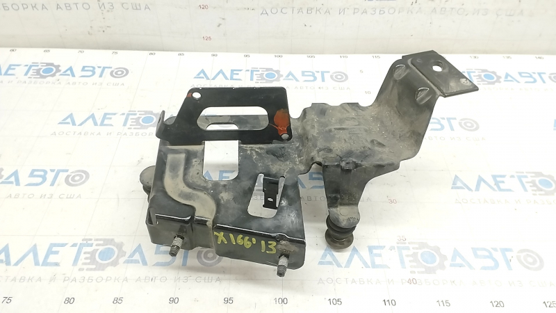 Bracket of air suspension compressor Mercedes GLS-class X166 13-19