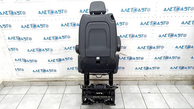 Rear row of seats 2 row right Chrysler Pacifica 17-20 manual, leather black brown stitching, scratches on the back