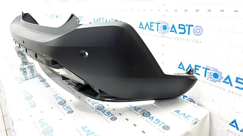 Bare rear bumper Nissan Rogue 21-23 for parking sensors US built, structure, scratches