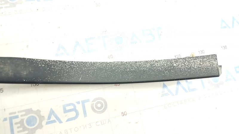 Rear right wing arch trim Jeep Cherokee KL 19 - structure, scratches, painted