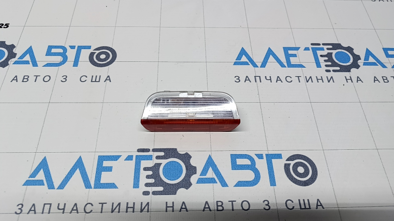 Door lighting on the trim card front right VW Passat b7 12-15 USA