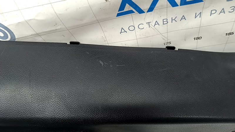 Rear pillar trim lower right Toyota Rav4 19 - black, scratches, abrasions, broken fastening