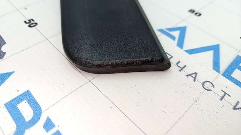 Door trim lower rear left Nissan Rogue 14-20 black, bumpers
