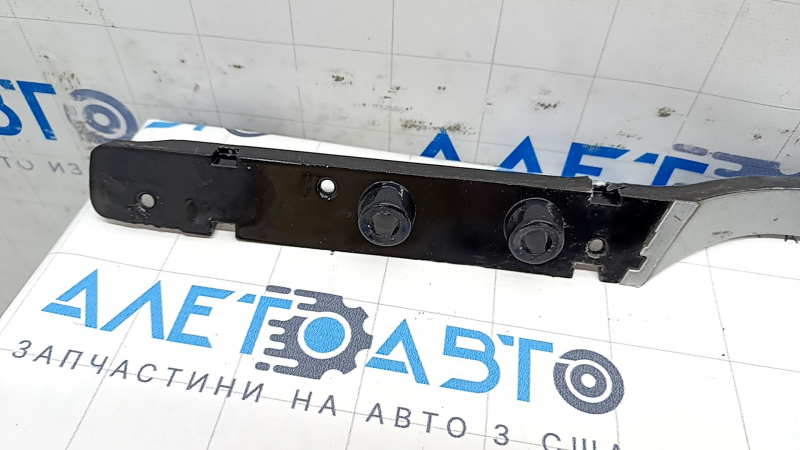 Longitudinal roof rail left Nissan Rogue 14-20 under pads with 2 fasteners, without plugs, corrosion