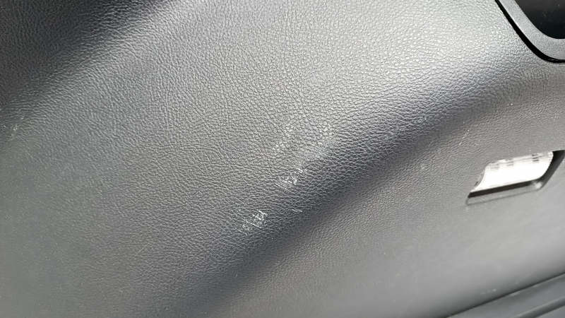 Right arch trim Ford Edge 15 - black, under subwoofer, scratches, plastic turned white, broken fastening