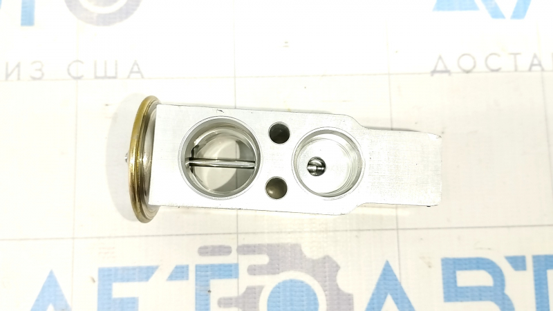Toyota Rav4 19- Air Conditioner Heater Valve
