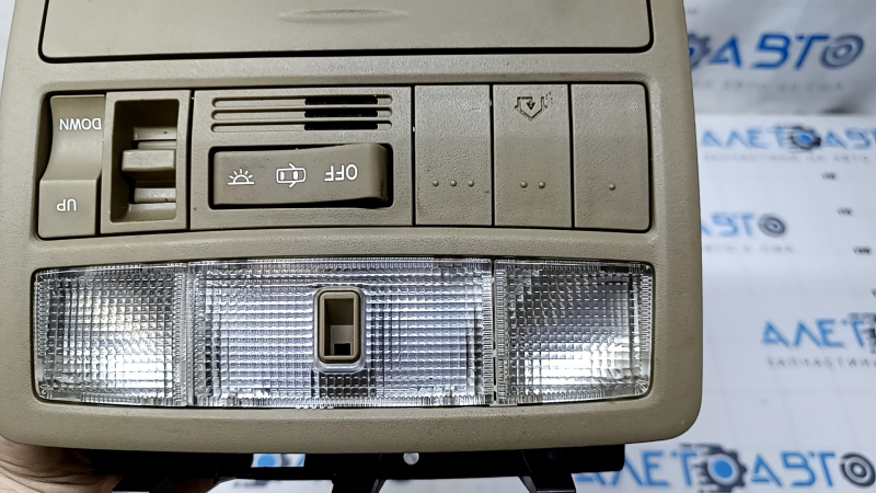 Front light Toyota Highlander 08-13 beige, with sunroof, scratches