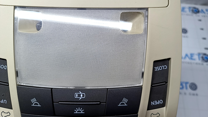 Ceiling light front Lexus RX350 RX450h 10-15 under the sunroof beige, scratches
