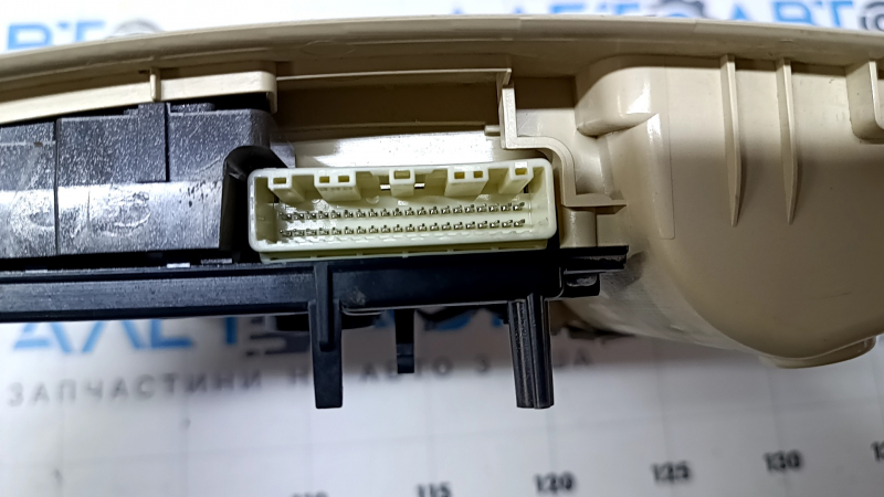 Ceiling light front Lexus RX350 RX450h 10-15 under the sunroof beige, scratches
