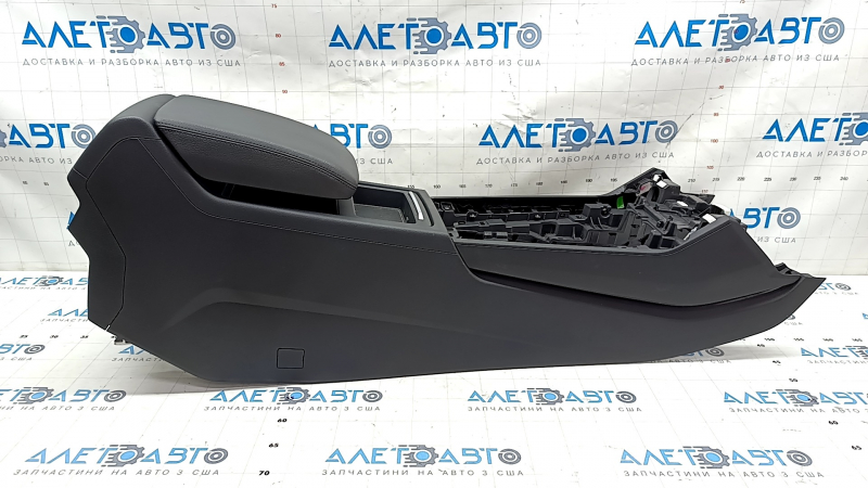 Central console armrest and cup holders Audi Q5 80A 18- black, leather, black armrest