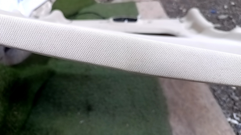 Lincoln MKZ 13-16 headlining under sunroof, beige, for dry cleaning, fastening is peeled off, cracks