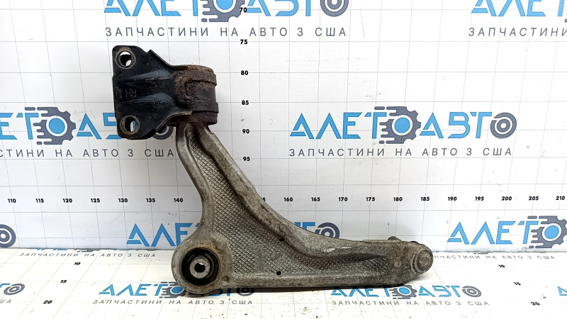 Lower front right arm Ford Fusion mk5 13-20 aluminum, torn silent blocks