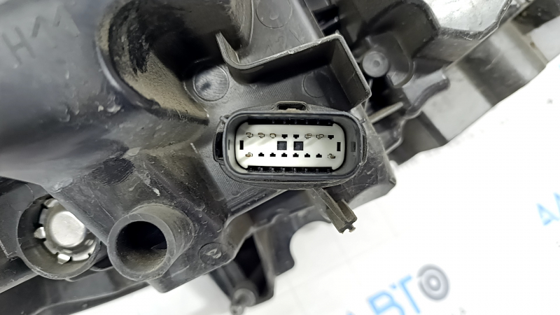 Headlight front left complete Ford Fusion mk5 17-20 halogen, with DRL, cracks in glass, sand