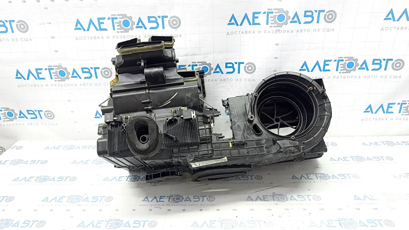 The heater body is bare Ford Fusion mk5 13-20 auto under dual zone, the fasteners are broken