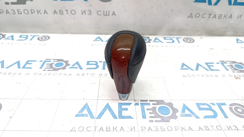 Gear knob Lexus ES350 07-12 worn leather scratches