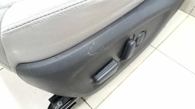 Driver's seat Hyundai Tucson 16-18 without airbag, electric, gray cloth, for cleaning, scratches