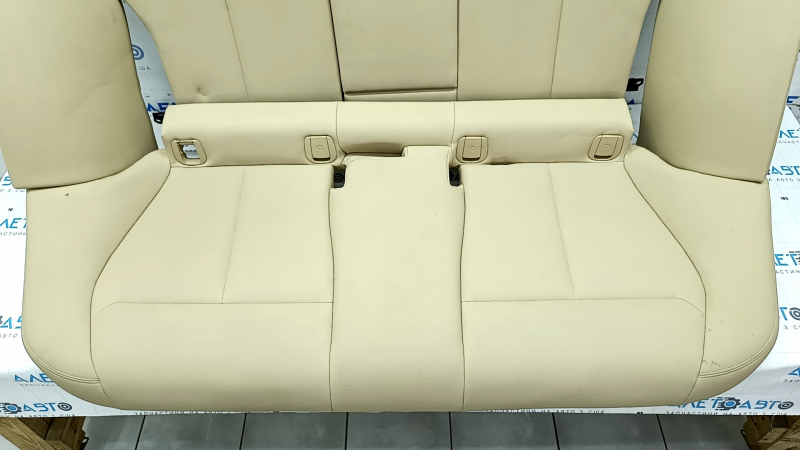 Rear row of seats 2nd row BMW 3 F30 16-18 beige leather, separate back, dry-cleanable, missing plug