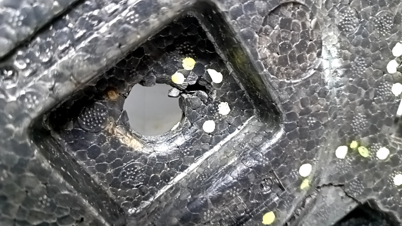 Foam plastic under the Chevrolet Impala 14-20 tool, tears, dents