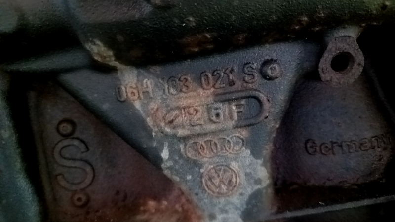 Engine Audi Q5 8R 13-17 CPMA 2.0T 83k 11-11-11-11, corrosion on the timing belt cover