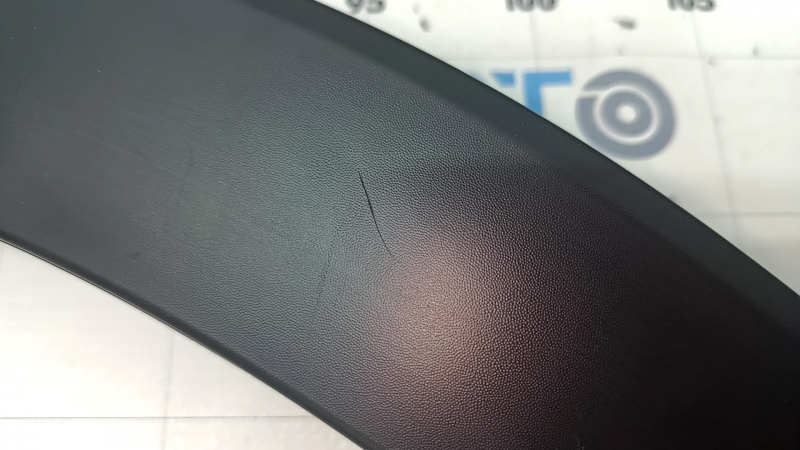 Rear right wing arch trim Honda CRV 23- on the door, structure, scratch