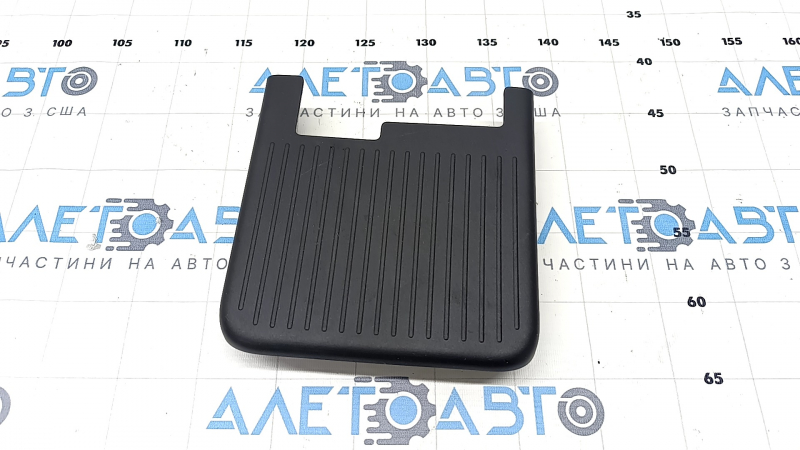 2nd row seat slide plug center VW Tiguan 18 - black, broken fasteners