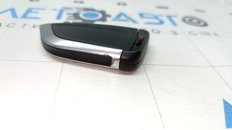 Key smart BMW X1 F48 16-22 4 buttons, scratches, bumps, peeled chrome and coating